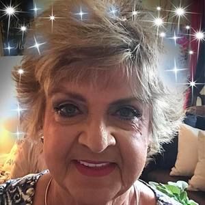 Meet your Posher, Peggy